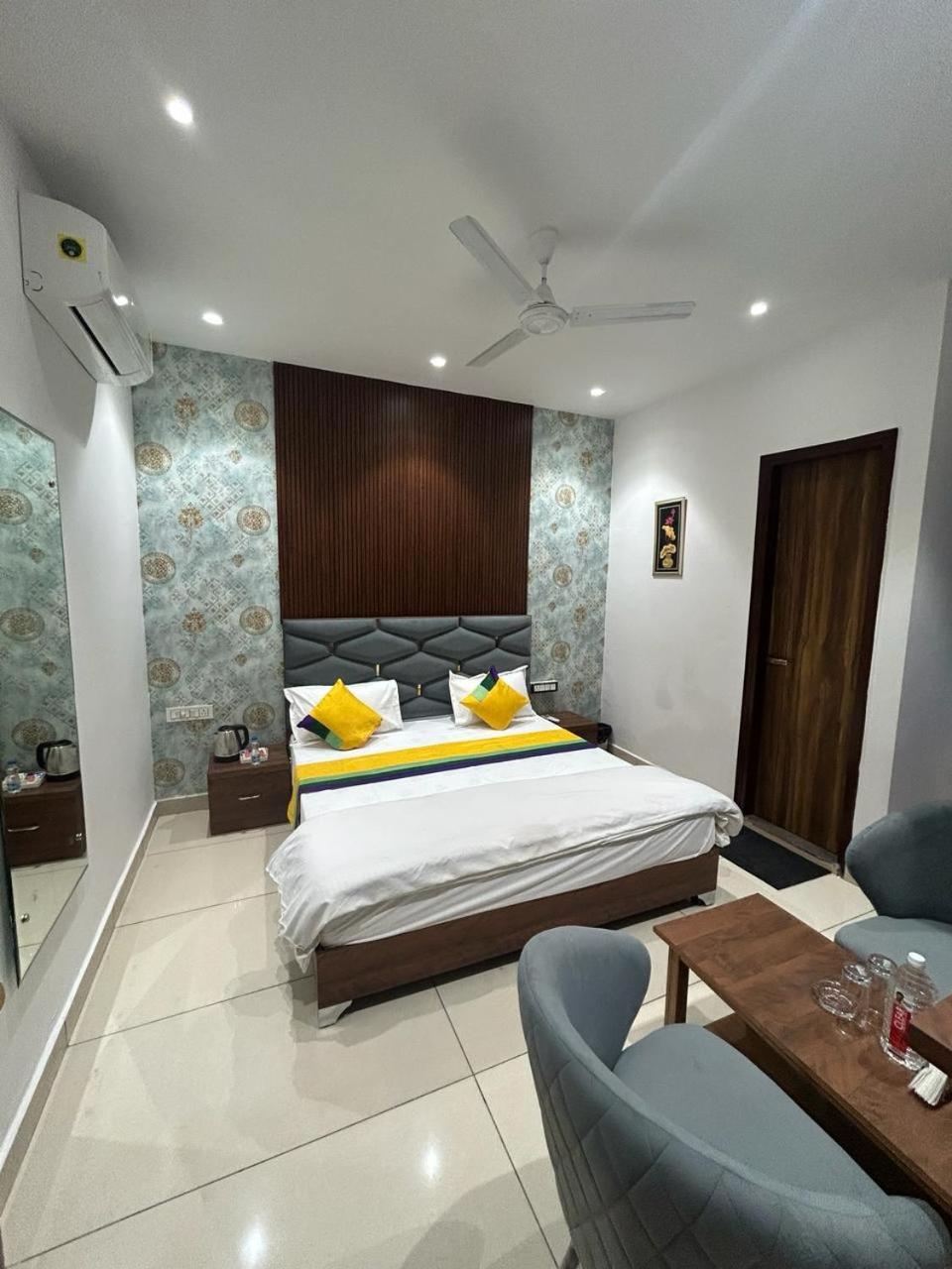 Hotel Platinum Inn Ludhiana Dış mekan fotoğraf